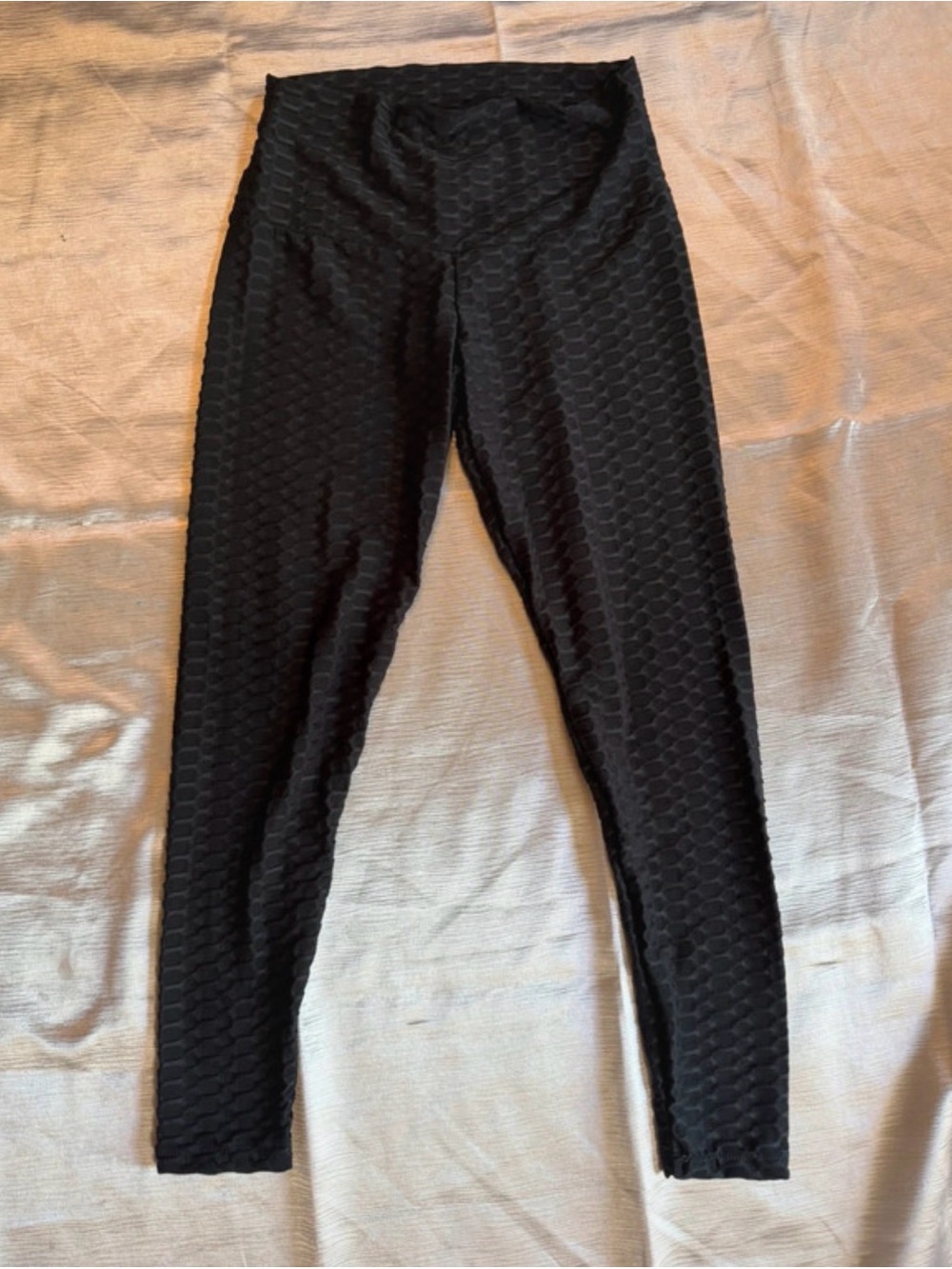 YMI Black Textured High Waist Leggings
